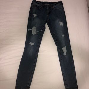 AÉROPOSTALE: 0 low rise jeans w/rips